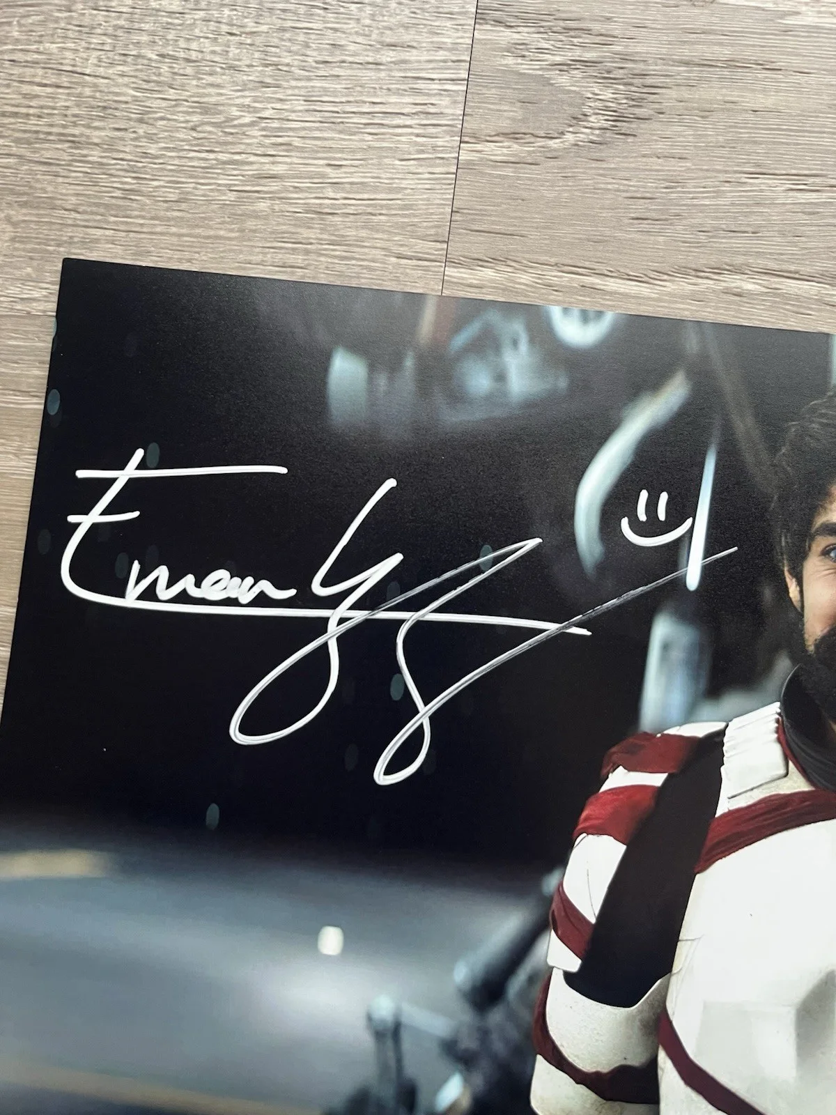 Eman Esfandi — Eman Esfandi Signed Ezra Bridger 11x14 Photo JSA COA AHSOKA Star Wars, изображение 4