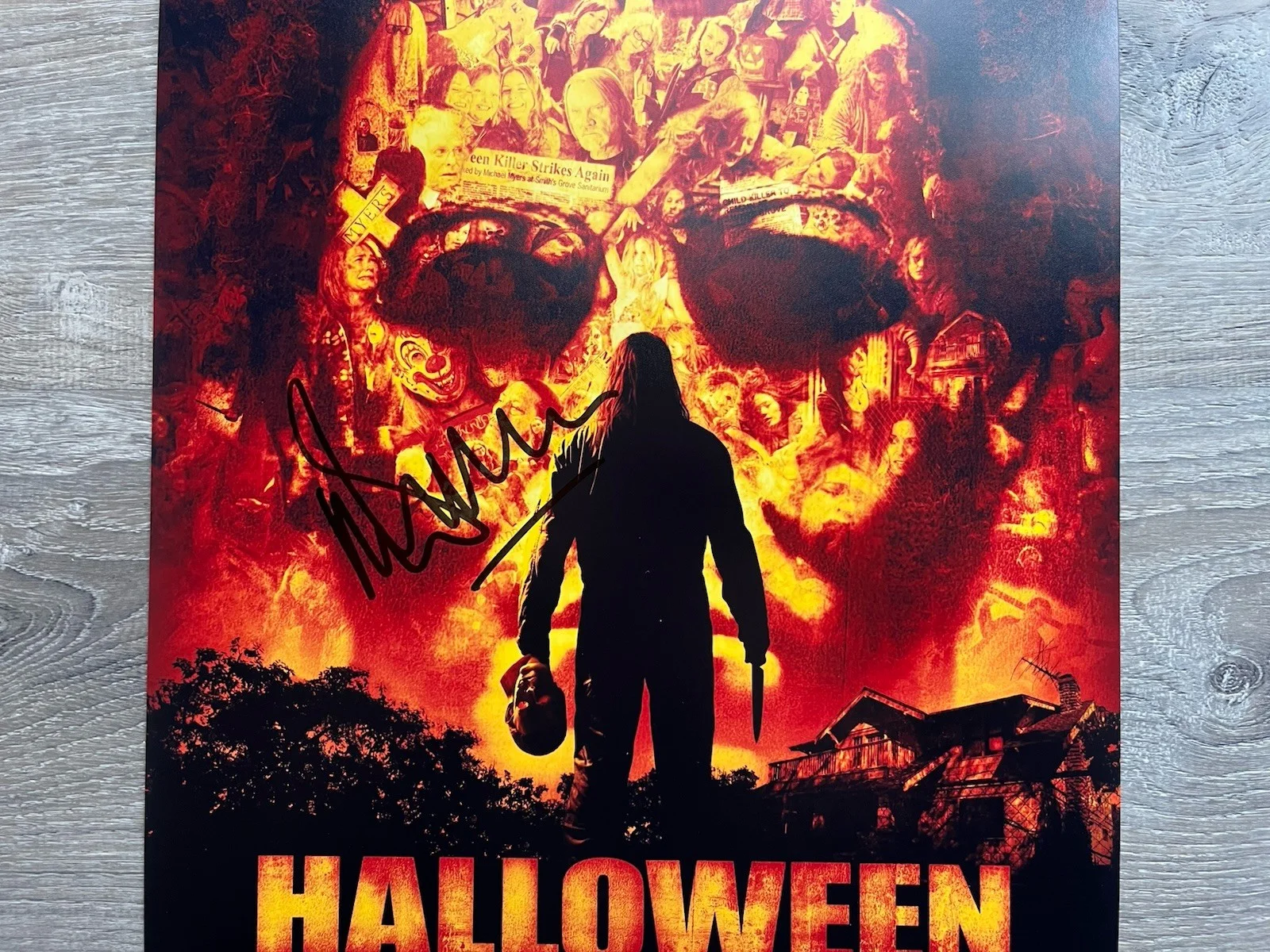 Malcolm McDowell — Malcolm McDowell Signed Halloween 12x18 Photo Beckett COA Dr Loomis Horror, изображение 3