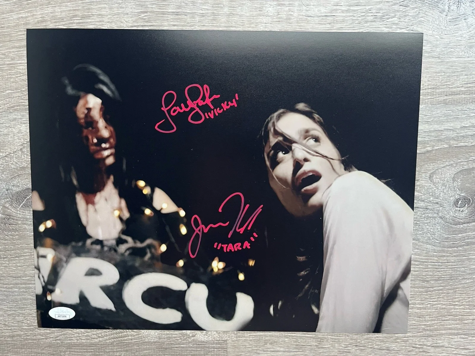 Samantha Scaffidi — Samantha Scaffidi Jenna Kanell Signed Terrifier 11x14 Photo JSA Art The Clown, image 2