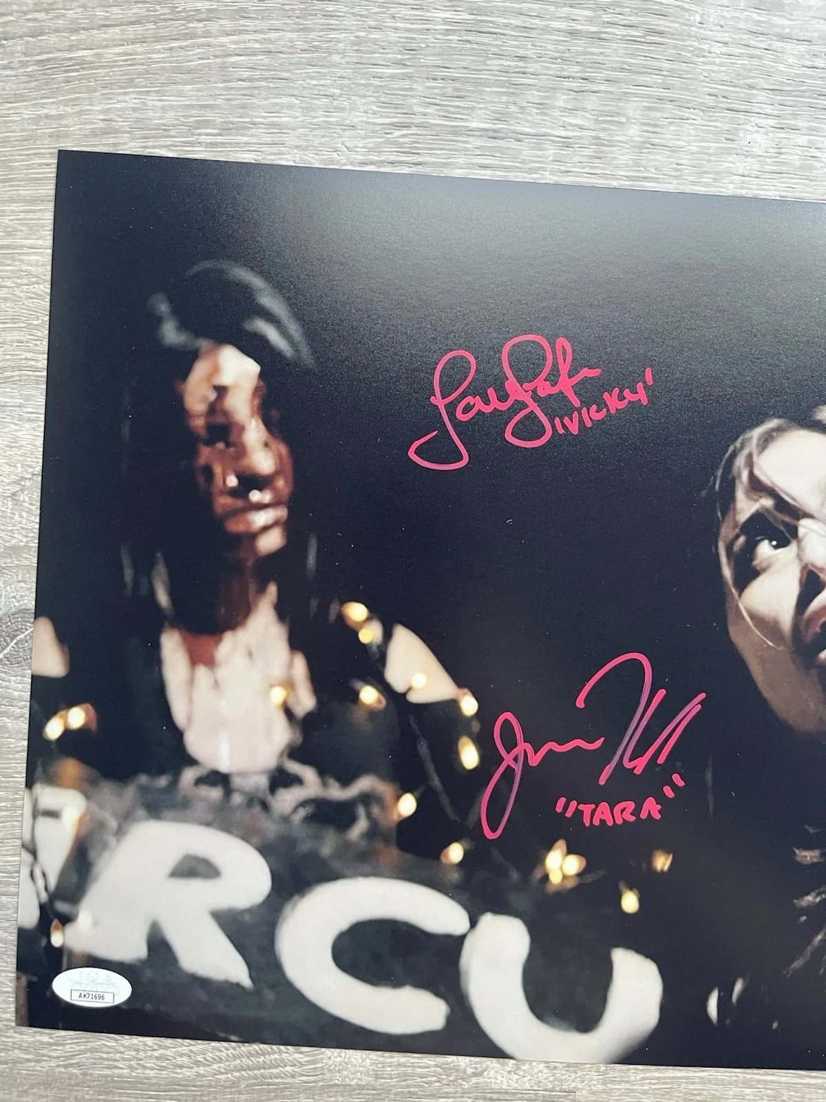 Samantha Scaffidi — Samantha Scaffidi Jenna Kanell Signed Terrifier 11x14 Photo JSA Art The Clown, image 3