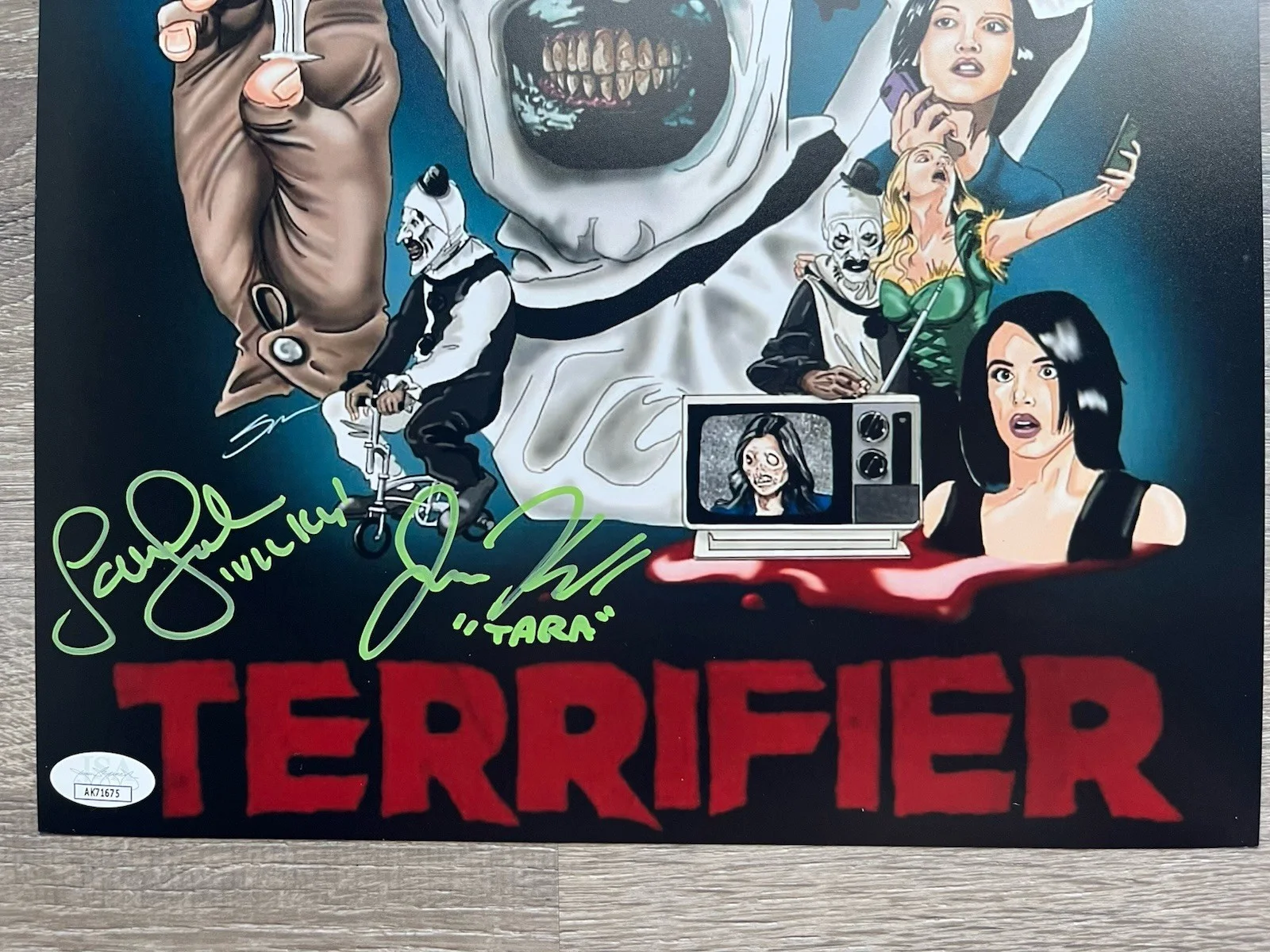 Samantha Scaffidi — Samantha Scaffidi Jenna Kanell Signed Terrifier 11x14 Photo JSA Art The Clown, изображение 3