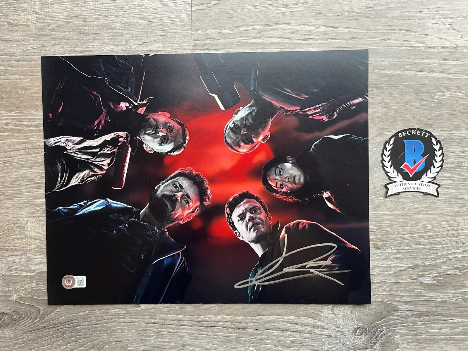 Jack Quaid — Jack Quaid Signed The Boys 11x14 Photo Beckett COA Hughie