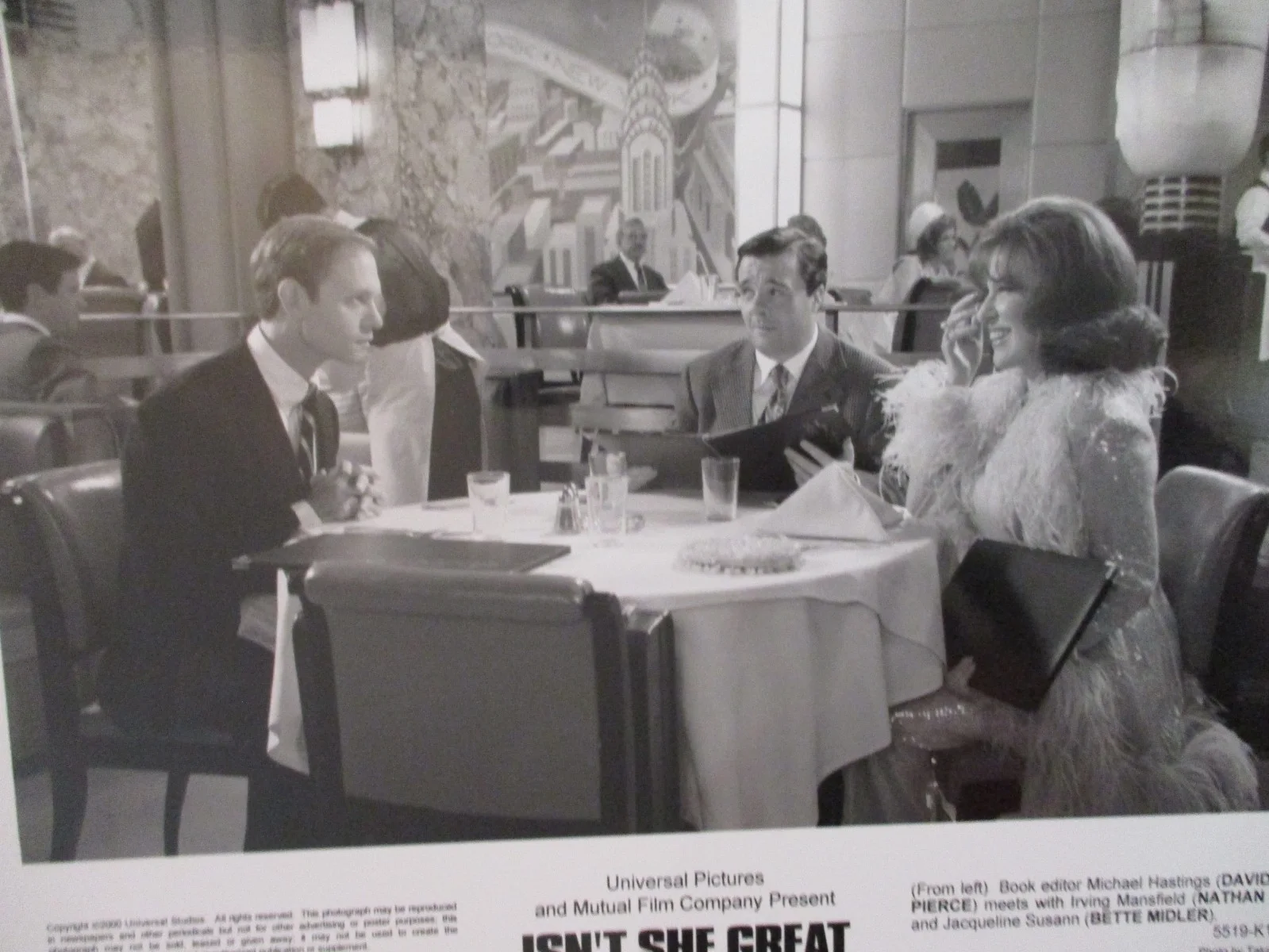 Jacqueline Susann/Bette Midler/David Hyde Pierce(ISN'T SHE GREAT)2000 10x8 Photo, изображение 2