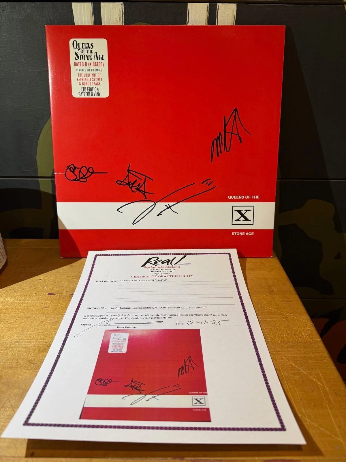 Rare Autographed Queens of the Stone Age Rated X Vinyl - REAL COA, изображение 2