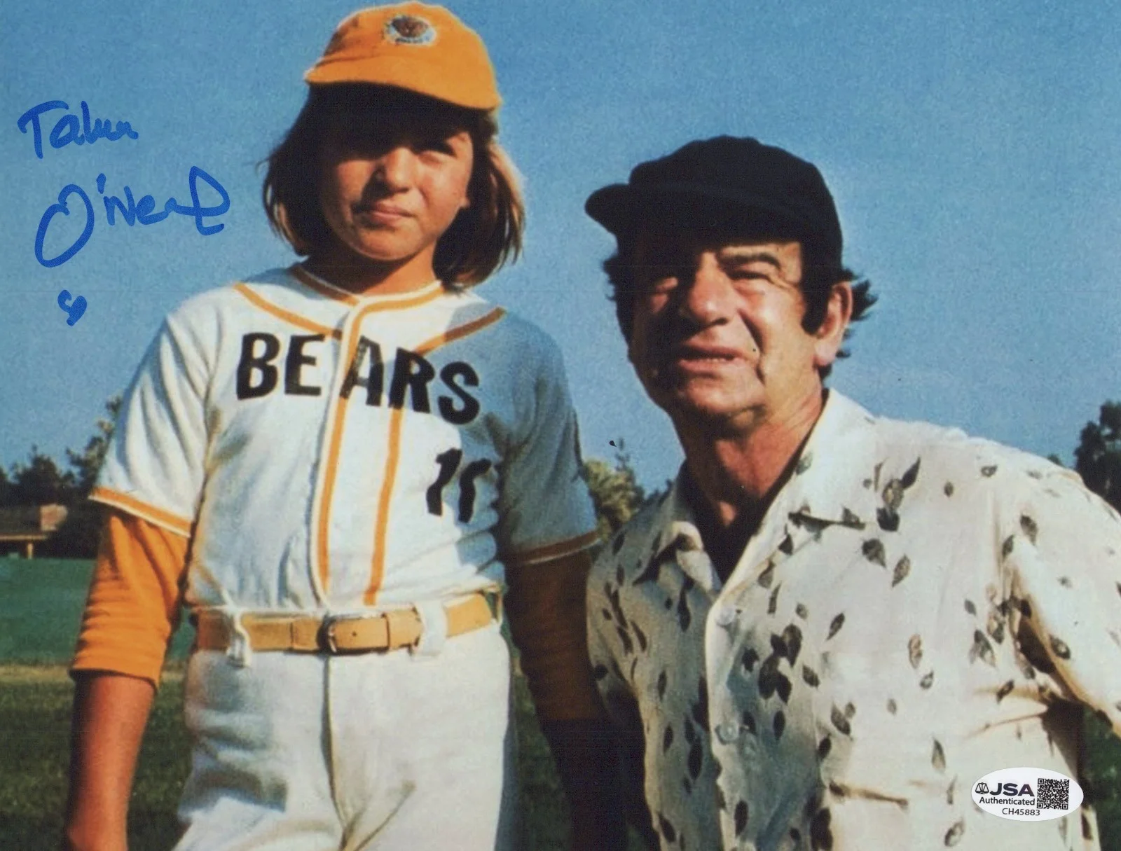 TATUM O'NEIL — TATUM O'NEIL Signed THE BAD NEWS BEARS 8x10 Photo AMANDA Autograph JSA CERT