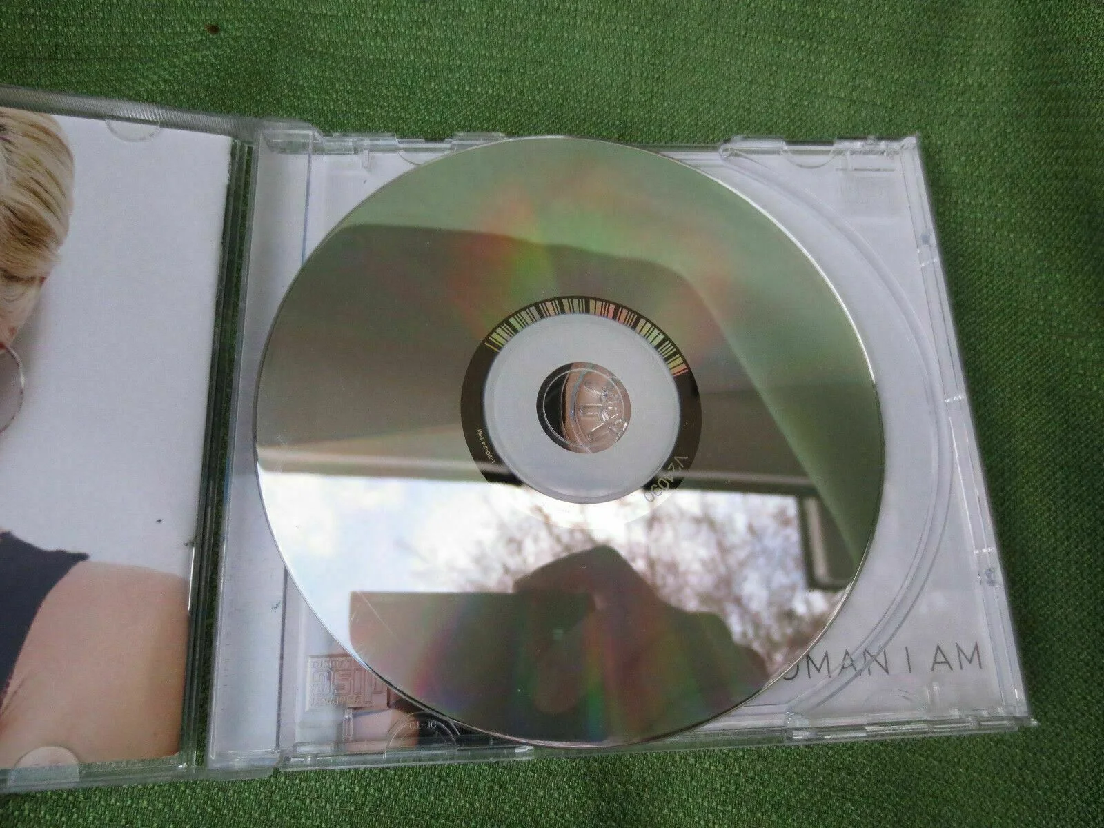 Kellie Pickler Signed Autograph CD The Woman I Am, изображение 4