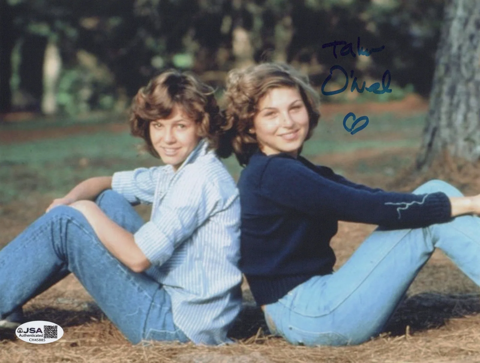 TATUM O'NEIL — TATUM O'NEIL Signed LITTLE DARLINGS 8x10 Photo FERRIS Autograph JSA CERT