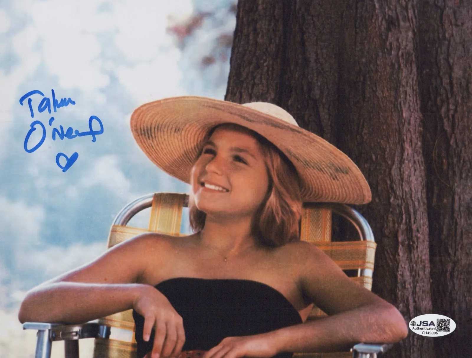 TATUM O'NEIL — TATUM O'NEIL Signed LITTLE DARLINGS 8x10 Photo FERRIS Autograph JSA CERT