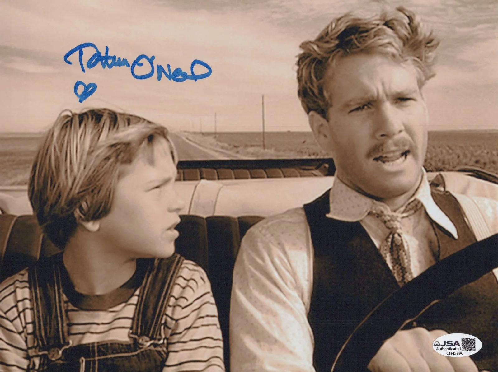 TATUM O'NEIL — TATUM O'NEIL Signed PAPER MOON 8x10 Photo ADDIE LOGGINS Autograph JSA CERT