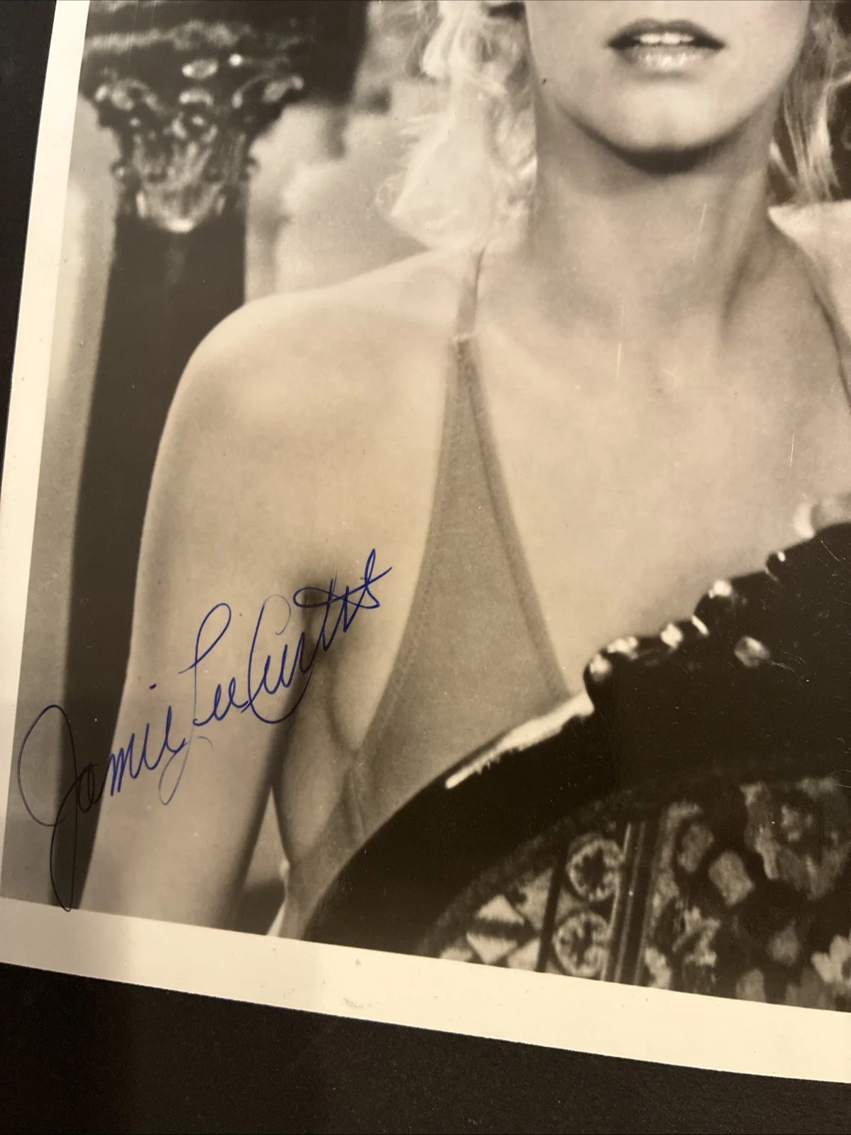 Jamie Lee Curtis 8x10" Black And White Glossy Photo, изображение 2