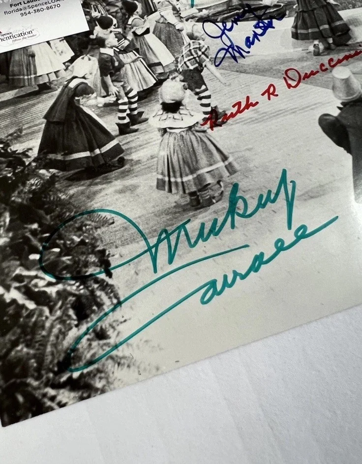 Mickey Carroll, Jerry Maren, Karl Slover, Ruth Duccini — Maren, Duccini, Slover & Carroll Signed Auto 14x11 Photo ‘Wizard of Oz’ JSA COA, изображение 4
