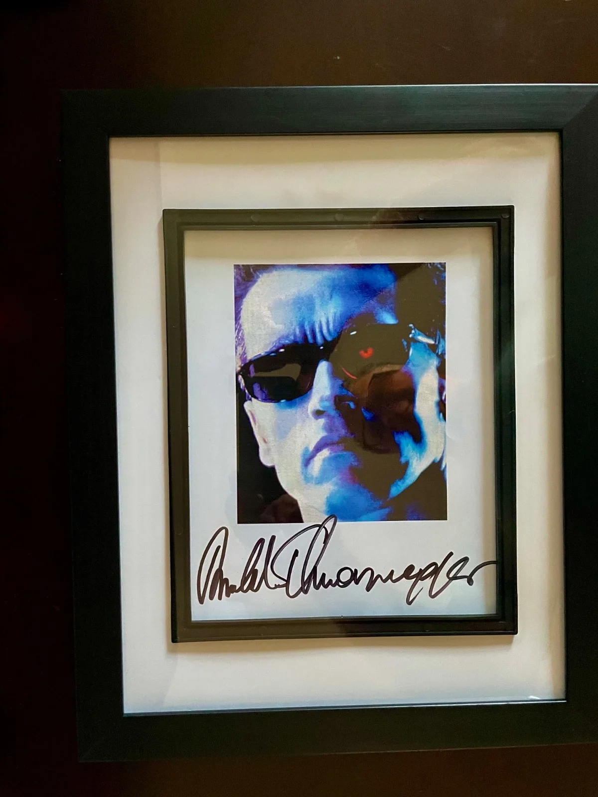 Arnold Schwarzenegger — Arnold Schwarzenegger Hand Signed, Autograph 9 x 11 PRINT MATTED & FRAMED, image 2