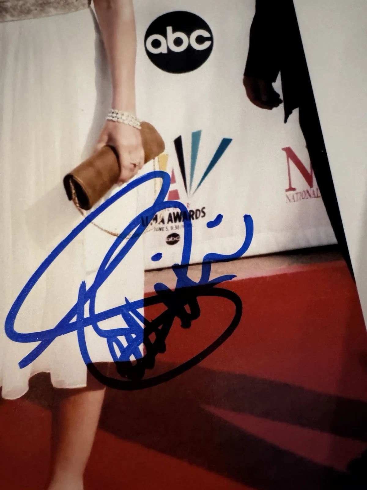 Leah Remini Signed Autographed 8x10" Photograph AW COA King Of Queens Sexy, изображение 2
