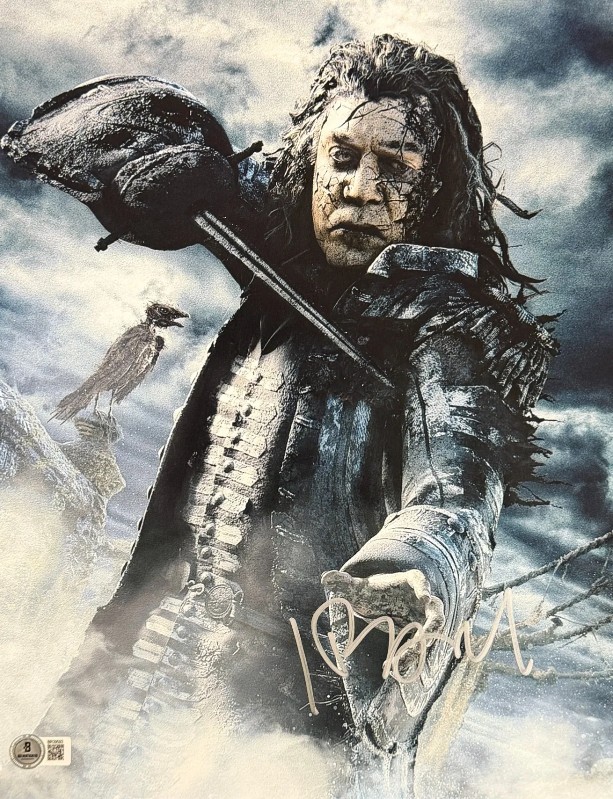 Javier Bardem — Javier Bardem Signed 11x14 Photo Pirates of the Caribbean Autograph Beckett