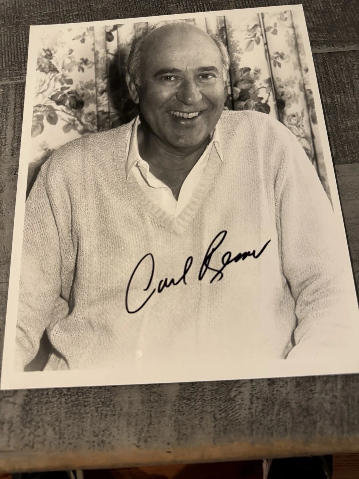Carl Reiner — Carl Reiner Autographed 8 x 10 Black and White Photo American Actor COA