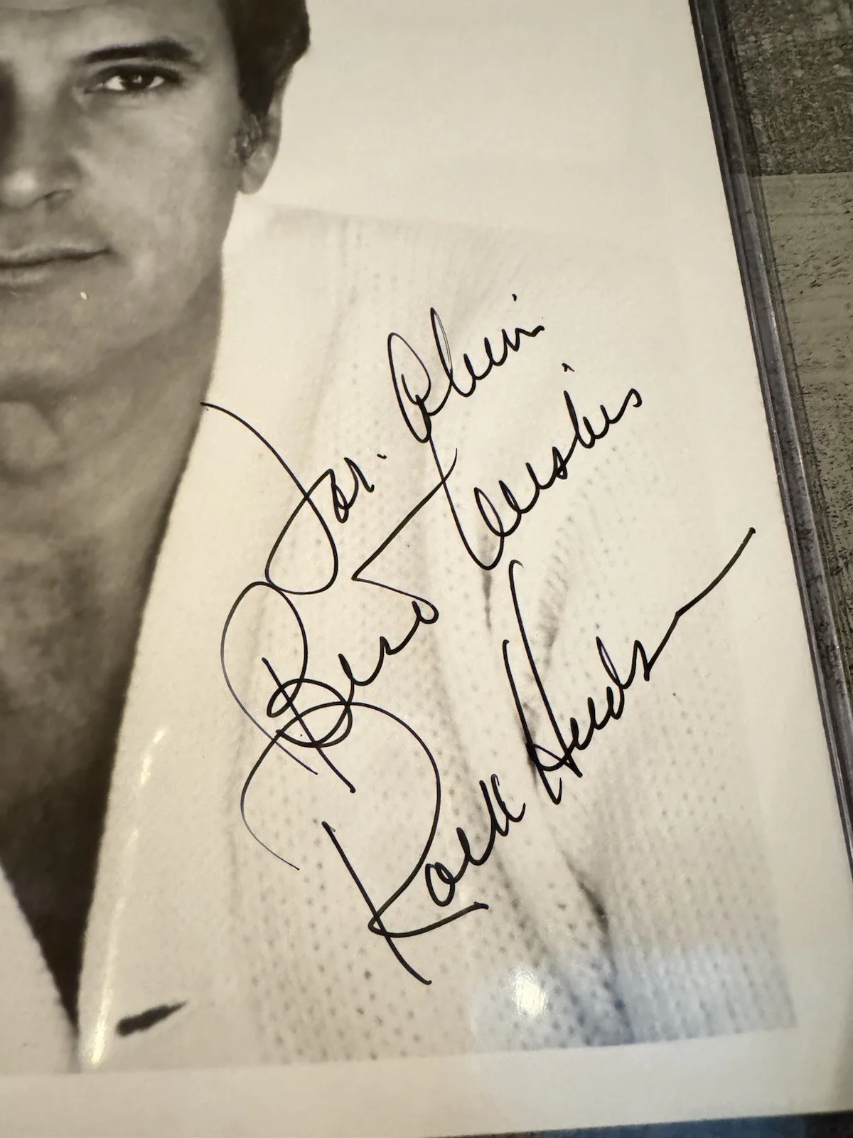 Rock Hudson — Rock Hudson Vintage Signed Studio 8x10 Photo Rare ( autographed to ) COA, image 2
