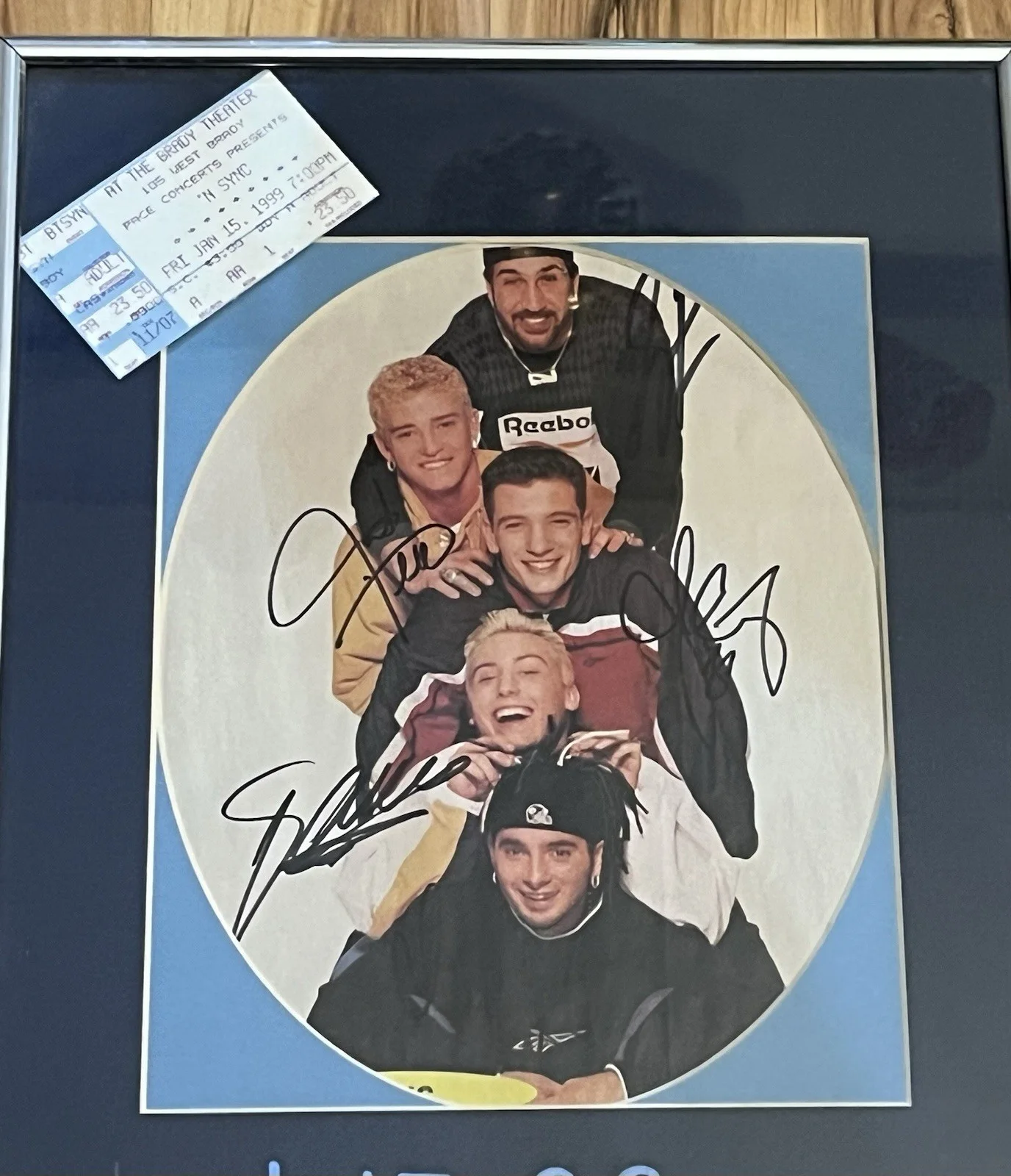 Lance Bass, JC Chasez, Joey Fatone, Chris Kirkpatrick, Justin Tim — NSYNC Full Band Signed From Concert Justin Timberlake -Jan 15th 1999