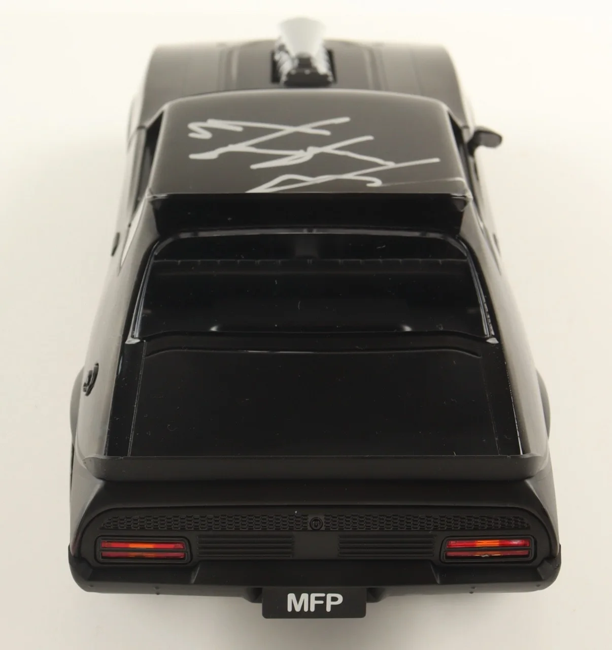 Mel Gibson — Mel Gibson Autographed Mad Max 1:18 Scale Die-Cast 1973 Ford Falcon Interceptor, image 4