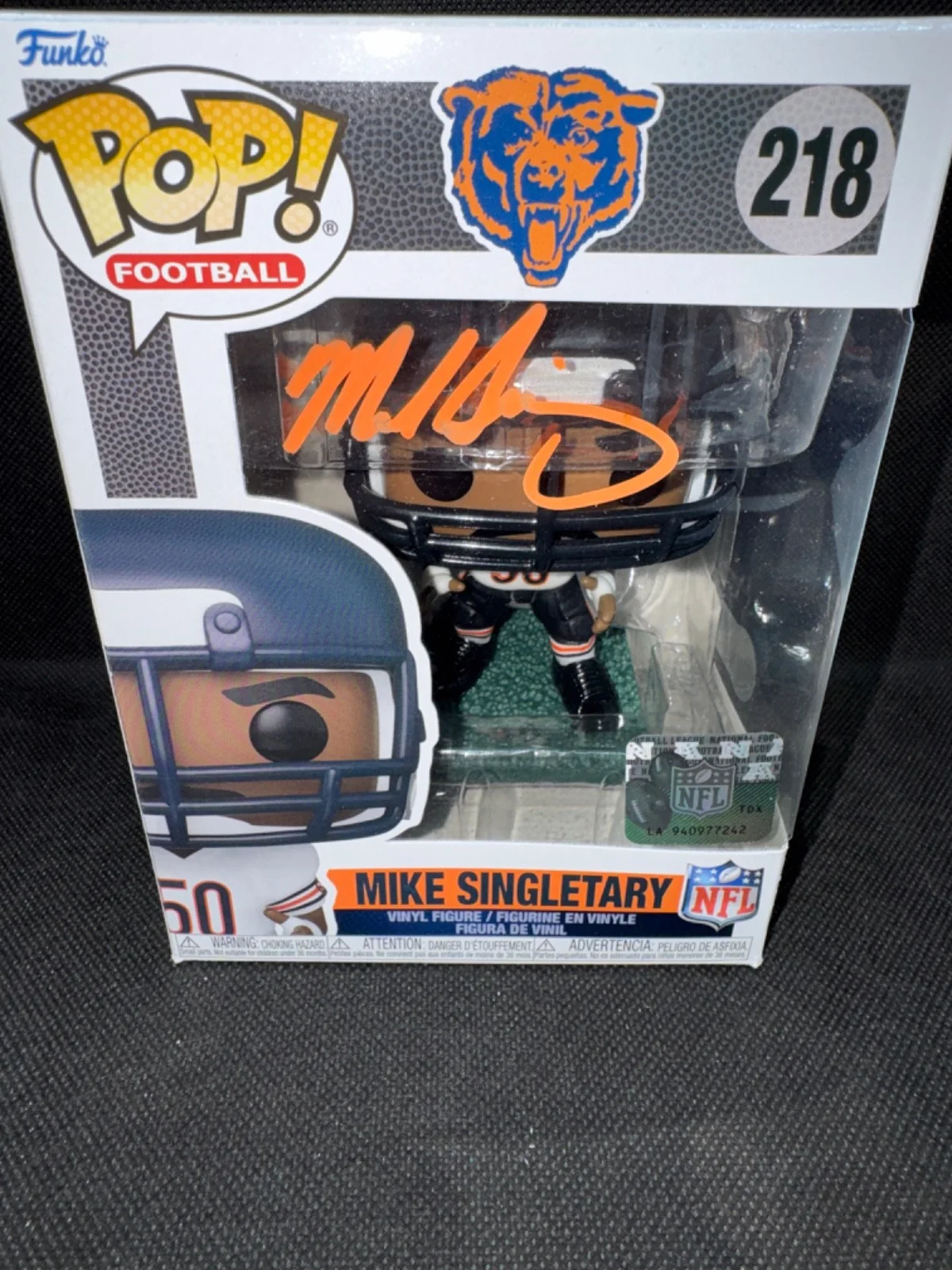 MIKE SINGLETARY — MIKE SINGLETARY signed auto CHICAGO BEAR FUNKO POP FIGURE #218 w/ COA BECKETT, изображение 2