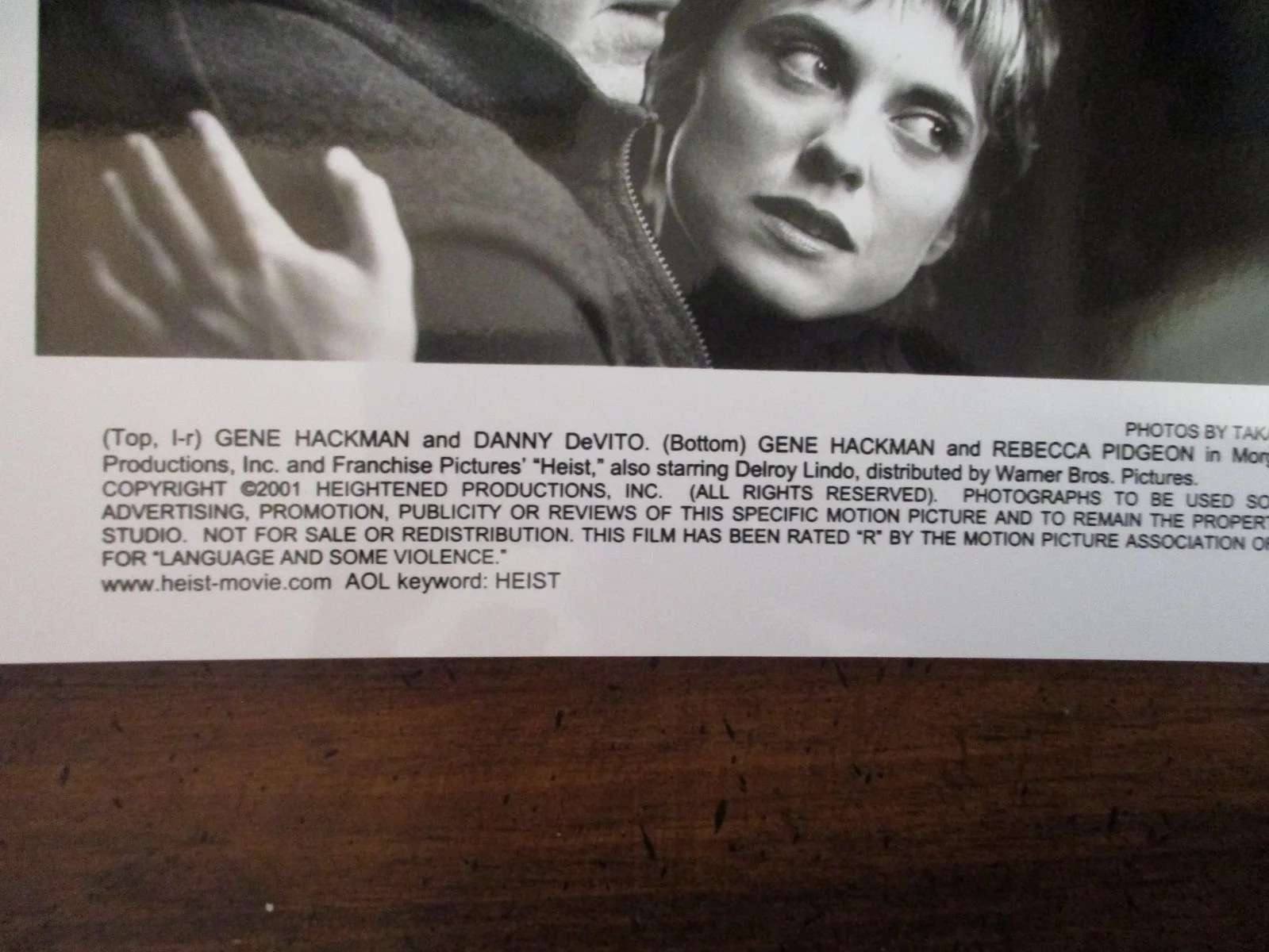 Rebecca Pidgeon/Gene Hackman/Danny DeVito("HEIST")2001 8 x 10 B & W Press Photo, изображение 4