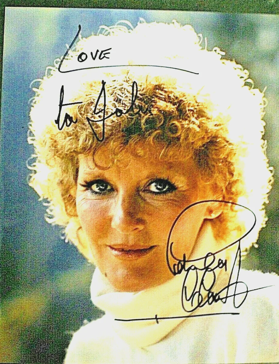 SIGNED BEAUTIFUL PORTRAIT PHOTO ICON PETULA CLARK "DOWNTOWN" BRITISH INVASION, изображение 3