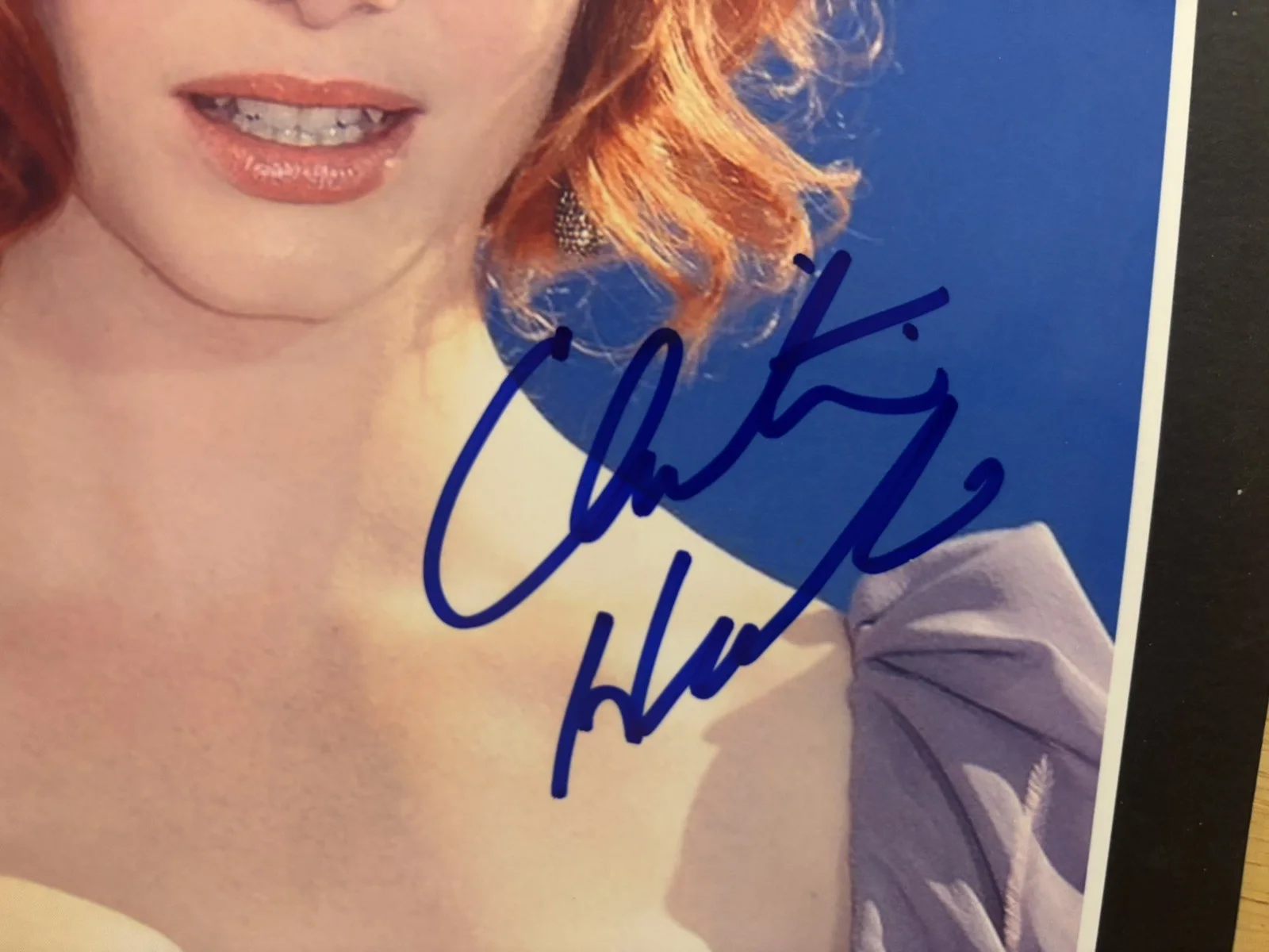 CHRISTINE HENDRICKS — CHRISTINE HENDRICKS SIGNED PHOTO -BEAUTIFUL -STARRED IN "MAD MEN" CERT GA, image 4