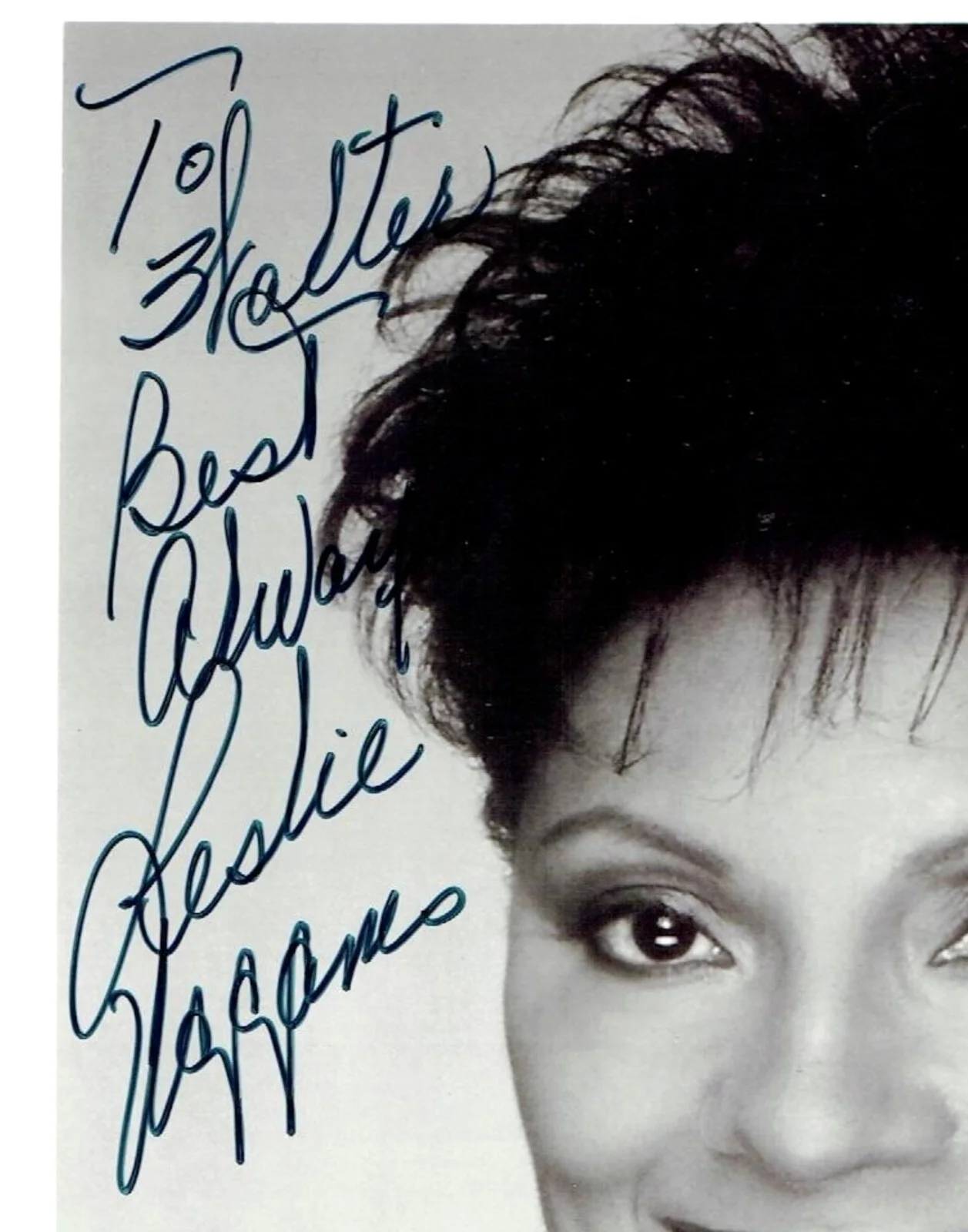 LESLIE UGGAMS — LESLIE UGGAMS SIGNED PHOTO 8X10 ACTRESS SINGER (ROOTS TV MINISERIES), изображение 2