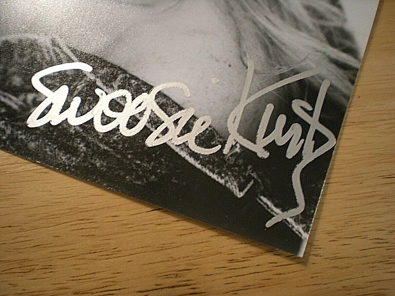 SWOOSIE KURTZ — SIGNED PHOTO SWOOSIE KURTZ-FROZEN & 5TH OF JULY-HEARTBREAK HOUSE TONY AWARD, изображение 2