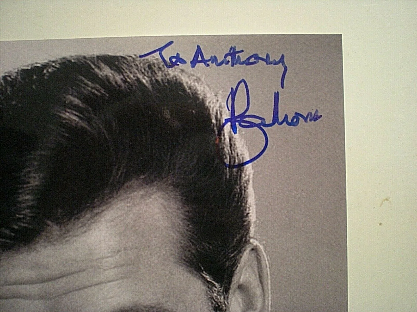 ROGER MOORE — HAND SIGNED PHOTO LATE ROGER MOORE-JAMES BOND 007-"THE SAINT" SIMON TEMPLAR-CERT, image 2
