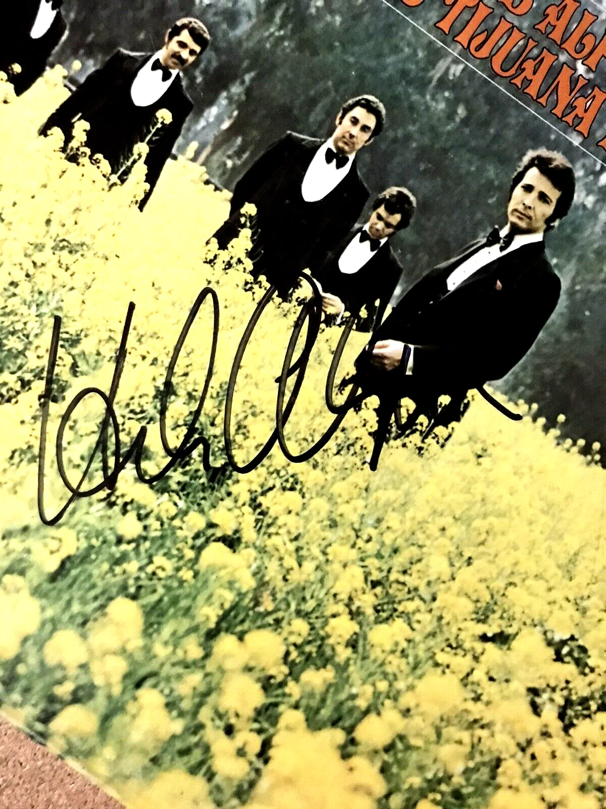 HERB ALPERT — SIGNED HERB ALPERT ALBUM COVER "THE BEAT OF THE BRASS" TIAJUANA BRASS, изображение 2