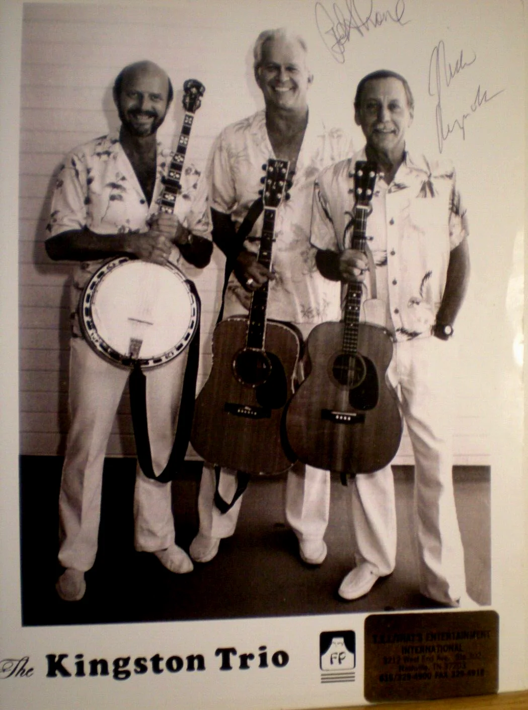 KINGSTON TRIO SIGNED THE LATE BOB SHANE AND NICK REYNOLDS -FOLK SINGERS VINTAGE, изображение 2