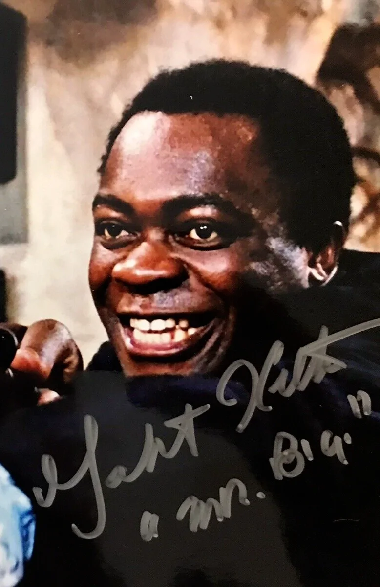 YAPHET KOTTO SIGNED PHOTO AS "DR. KANANGA" LIVE AND LET LIVE -JAMES BOND COA, изображение 3