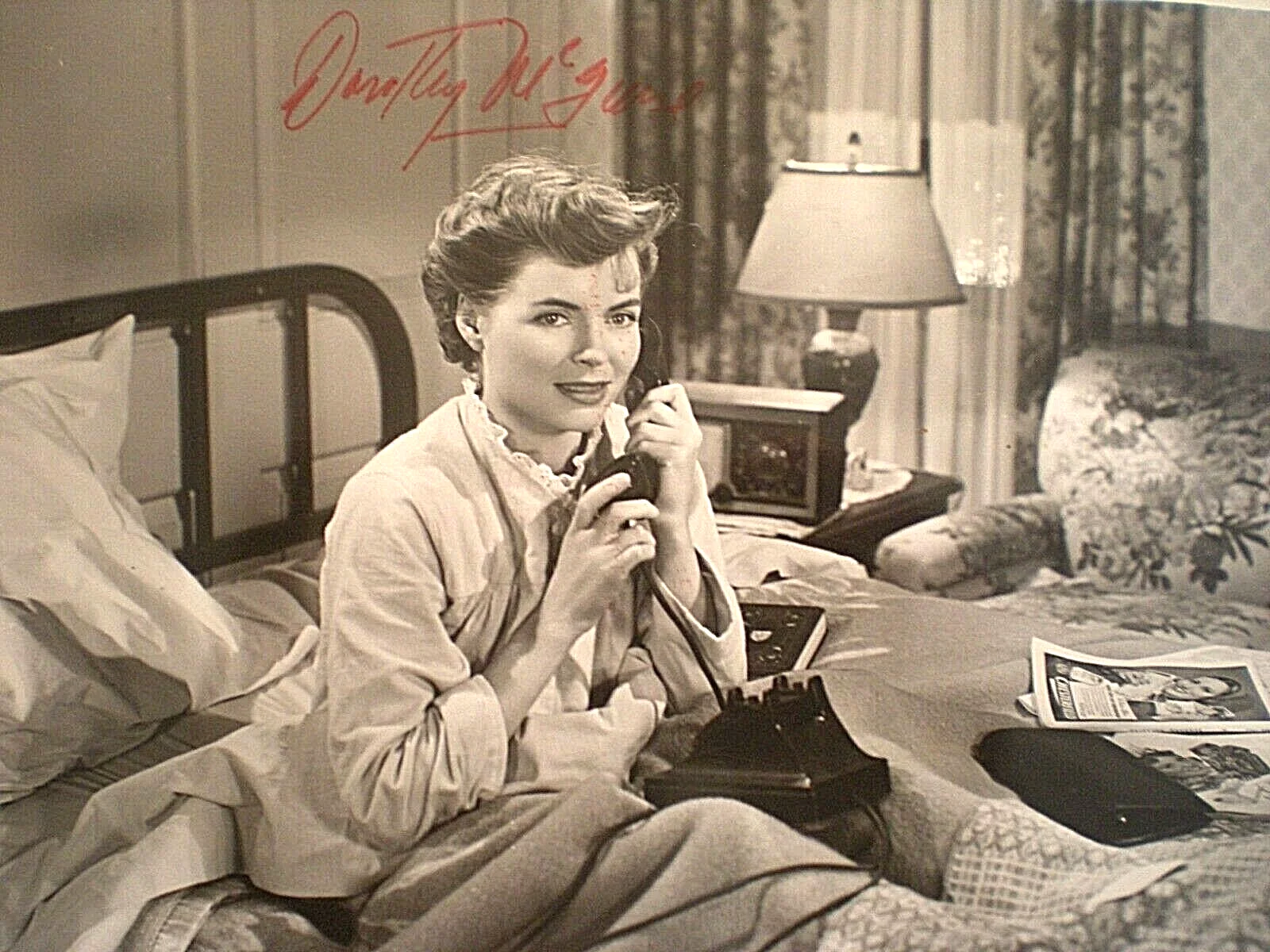 DOROTHY MCGUIRE — YOUNG VINTAGE PHOTO LATE DOROTHY MCGUIRE FROM "TILL THE END OF TIME" 1946