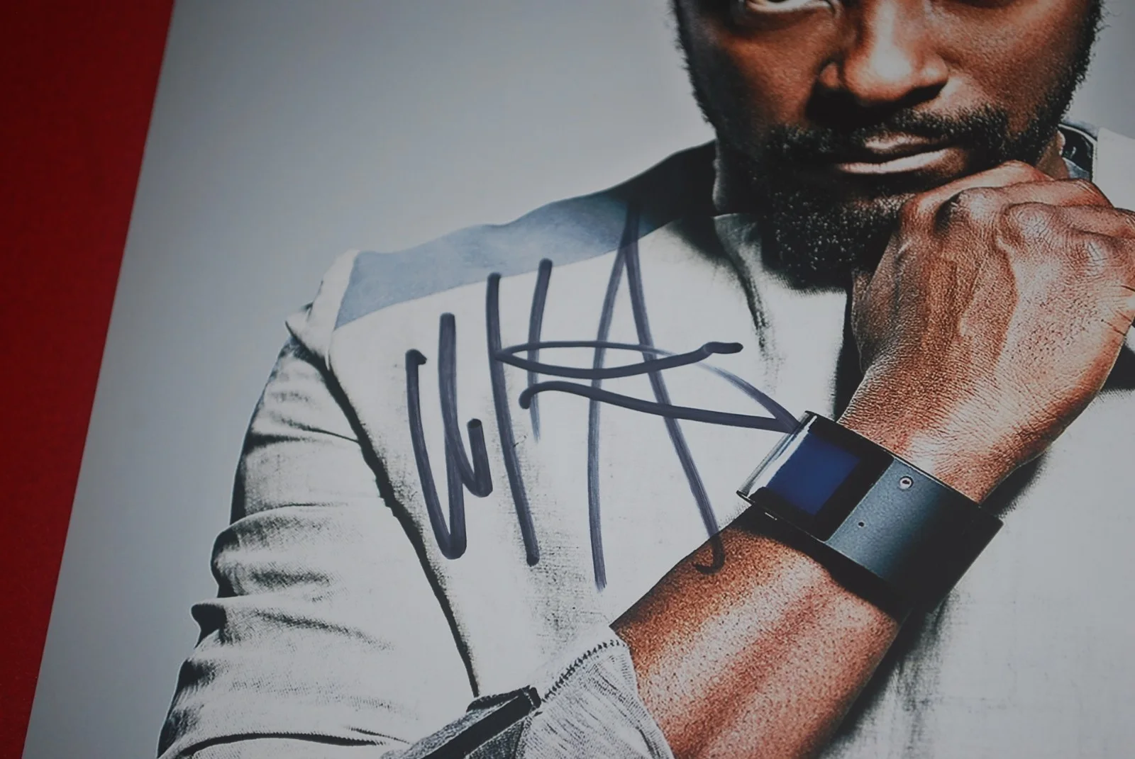 BLACK EYED PEAS WILL.I.AM Signed 11X14 Photo Beckett COA BV81377, image 2