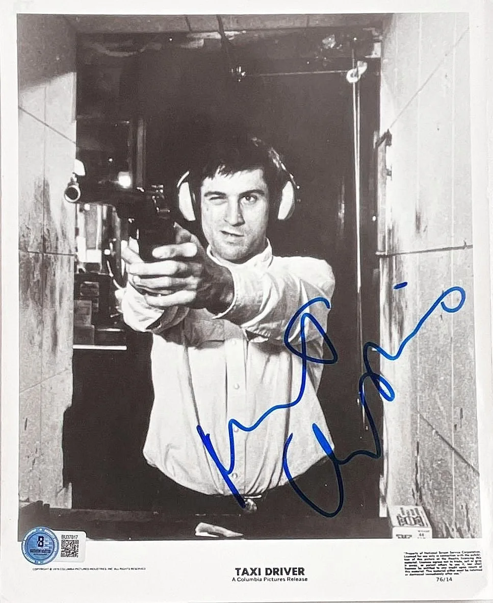 Robert DeNiro — 1976 -ROBERT DeNIRO- BECKETT Signed/Autograph/Auto TAXI DRIVER 8x10 Movie Photo