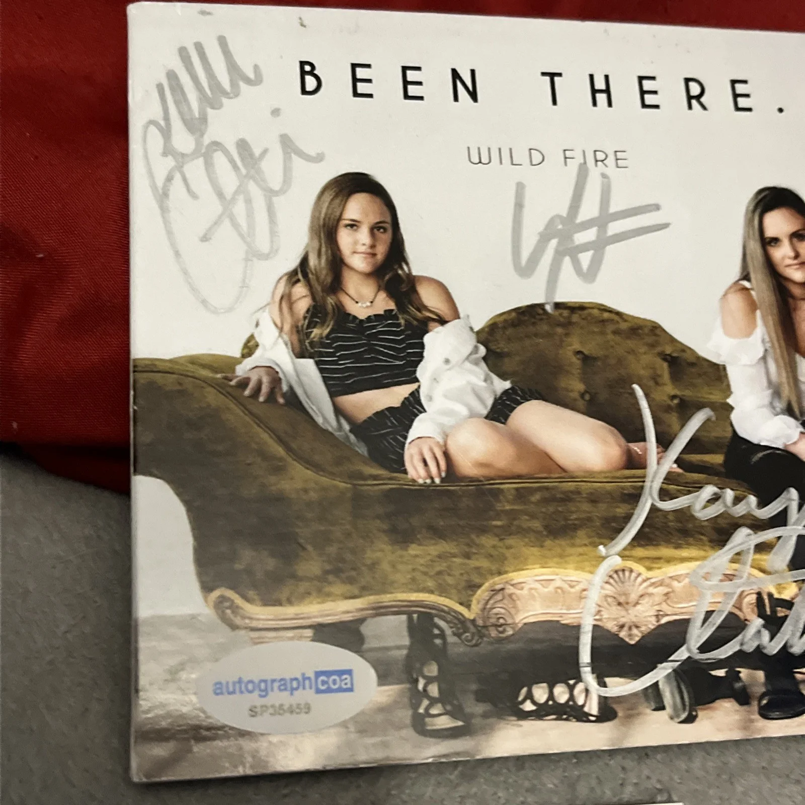 Been There Wild Fire CD Kelli & Kayla Lutzwig Signed Autographed CD ACOA, image 4