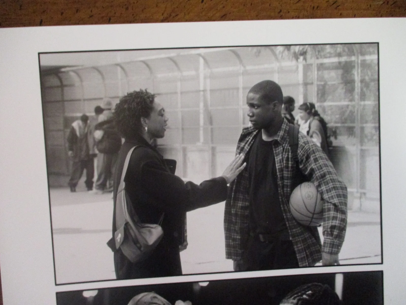 Stephanie Berry/Rob Brown/Busta Rhymes(FINDING FORRESTER)2000 8 x 10 B & W Photo, изображение 2