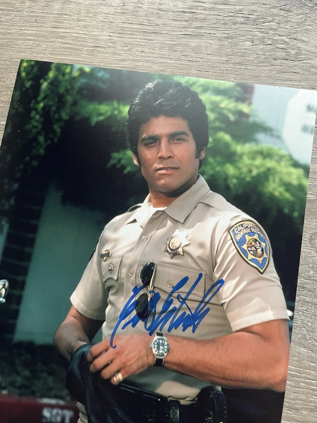 Erik Estrada — Erik Estrada Signed Ponch 8x10 Photo Beckett COA Chips, image 4