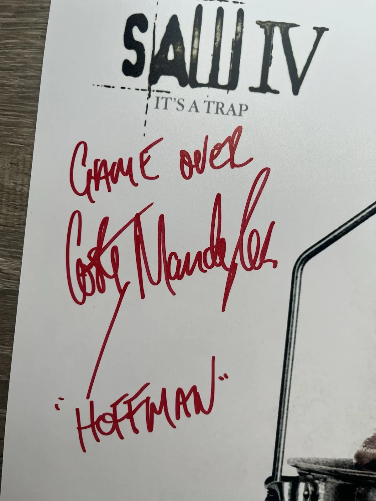 Costas Mandylor — Costas Mandylor Signed Saw IV 11x17 Photo JSA COA Detective Hoffman Jigsaw, изображение 4