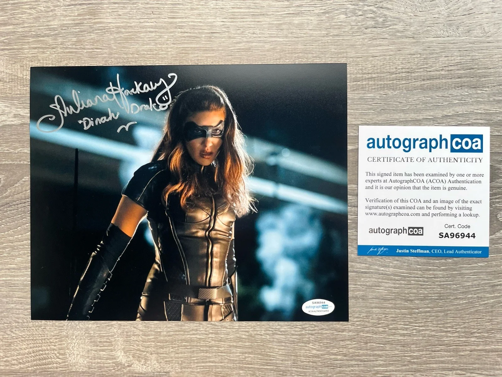 Juliana Harkavy — Juliana Harkavy Signed Black Canary 8x10 Photo ACOA Arrow DC Dinah Drake