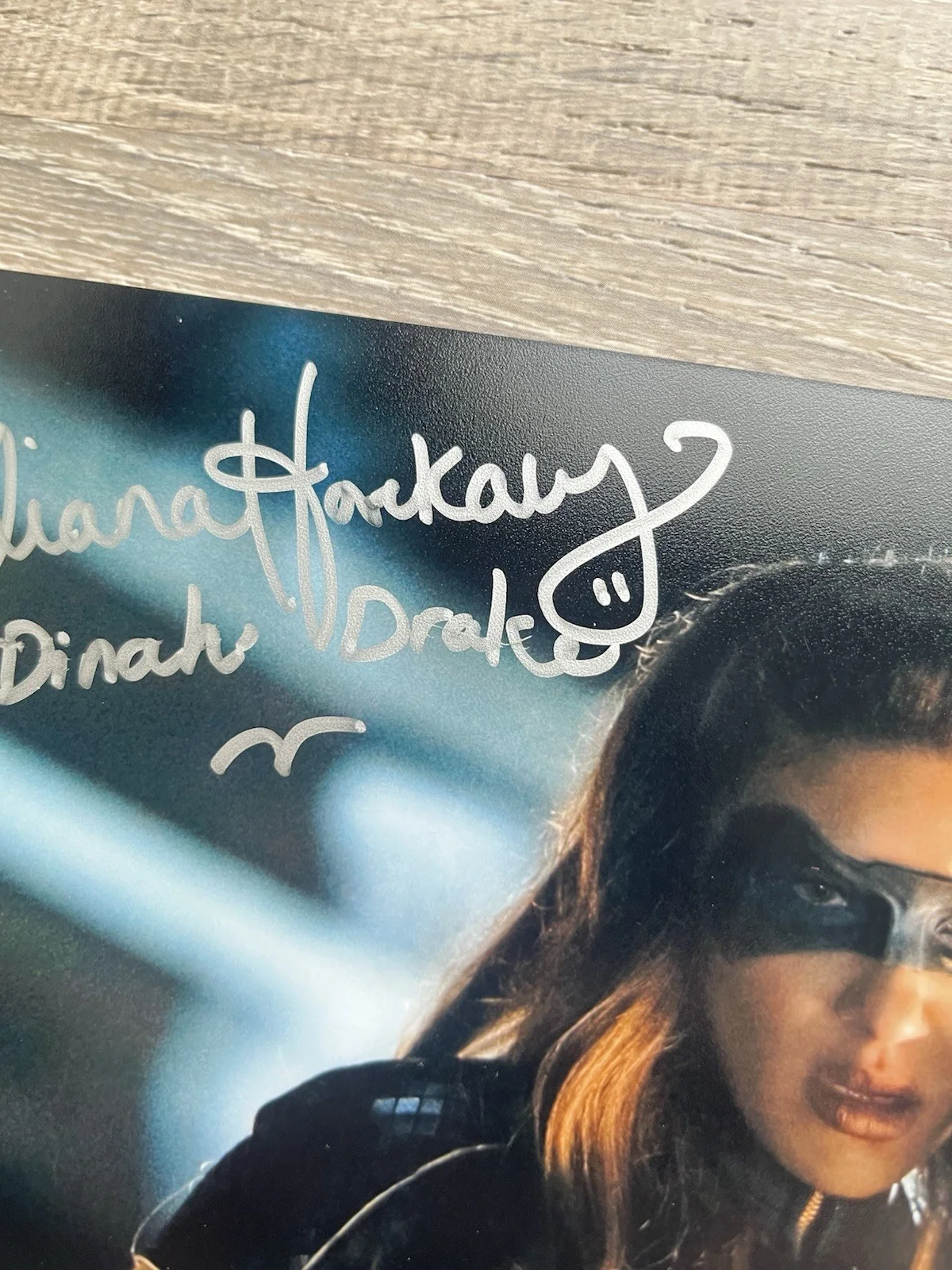 Juliana Harkavy — Juliana Harkavy Signed Black Canary 8x10 Photo ACOA Arrow DC Dinah Drake, изображение 5