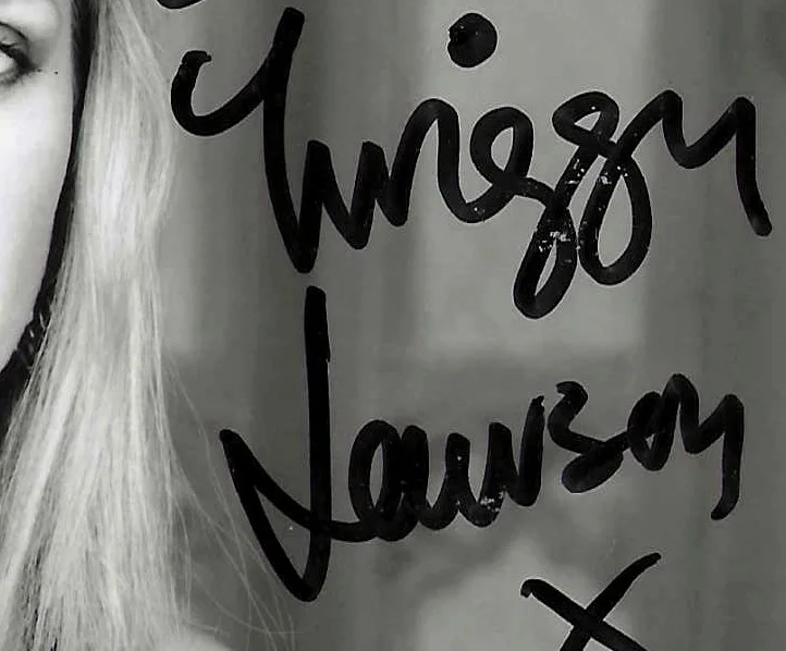 Lot of 7 SIGNED .. inc. Kathleen Turner, Twiggy, Mia Farrow, Meryl Streep+ COAs, изображение 3