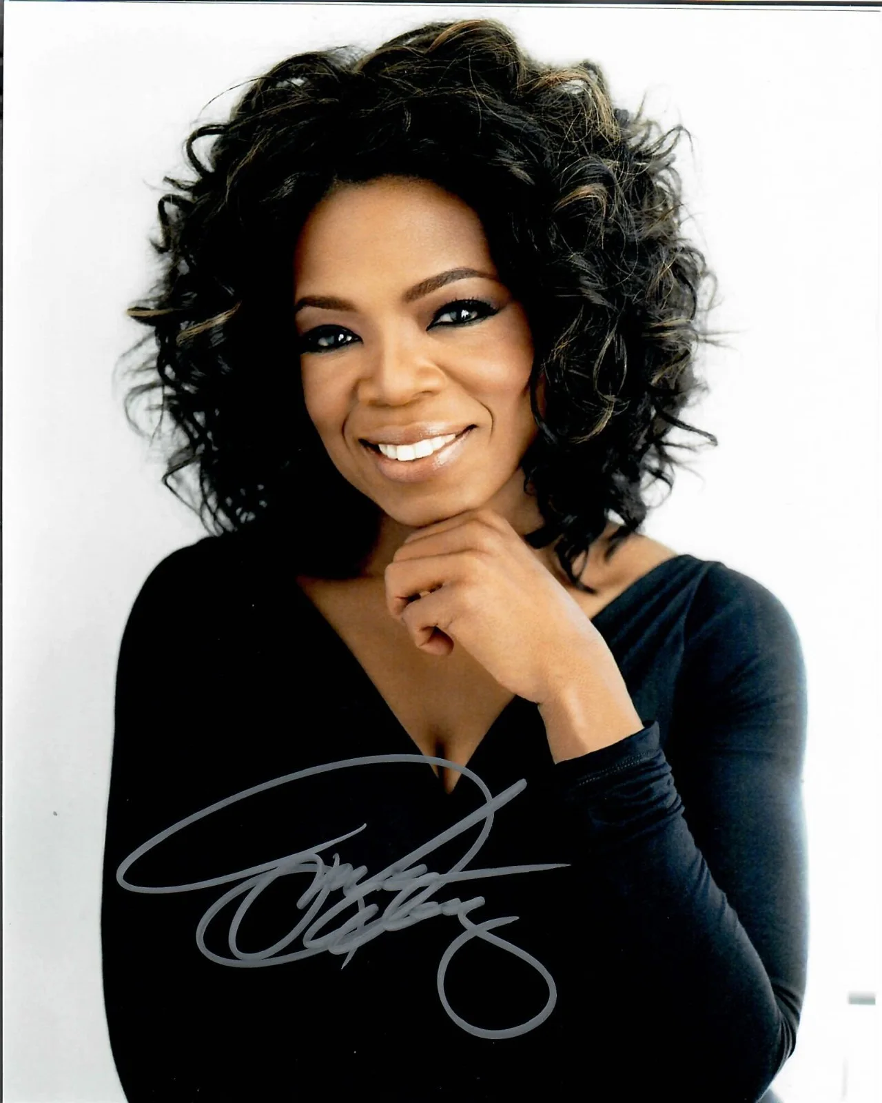 Oprah Winfrey — Oprah Winfrey Talk Show Host Actress Signed Autograph 8x10 Photo TTM COA