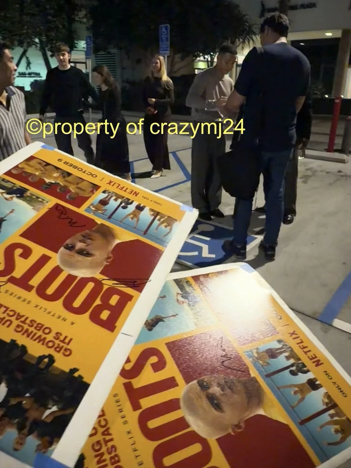 3 Signed Boots Miles Heizer Dominic Goodman 12x18 Poster Autograph Exact Proof, изображение 4