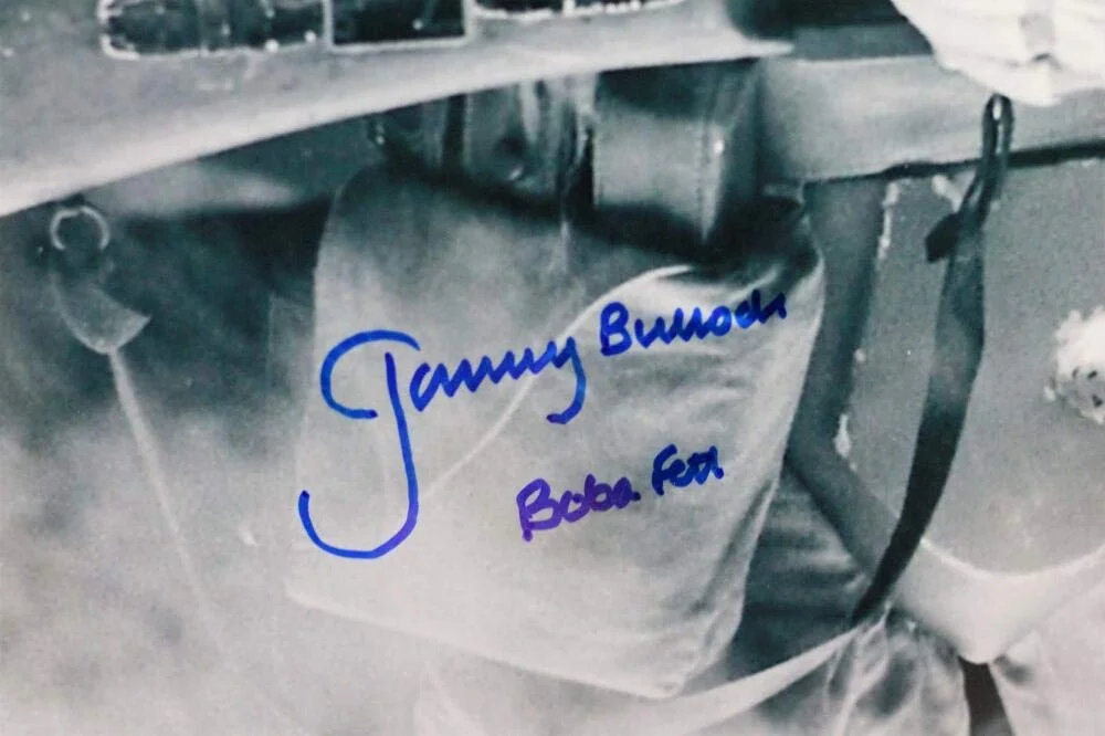 Jeremy Bulloch — Jeremy Bulloch Signed Boba Fett 16x20 B&W Close Up Photo - JSA Auth *Blue, изображение 5