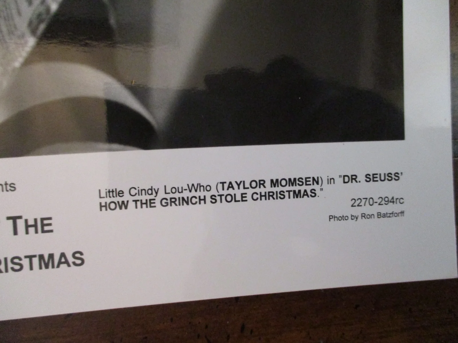 (DR SEUSS' HOW THE GRINCH STOLE CHRISTMAS)Taylor Momsen/2000 10 x 8 Press Photo, изображение 3