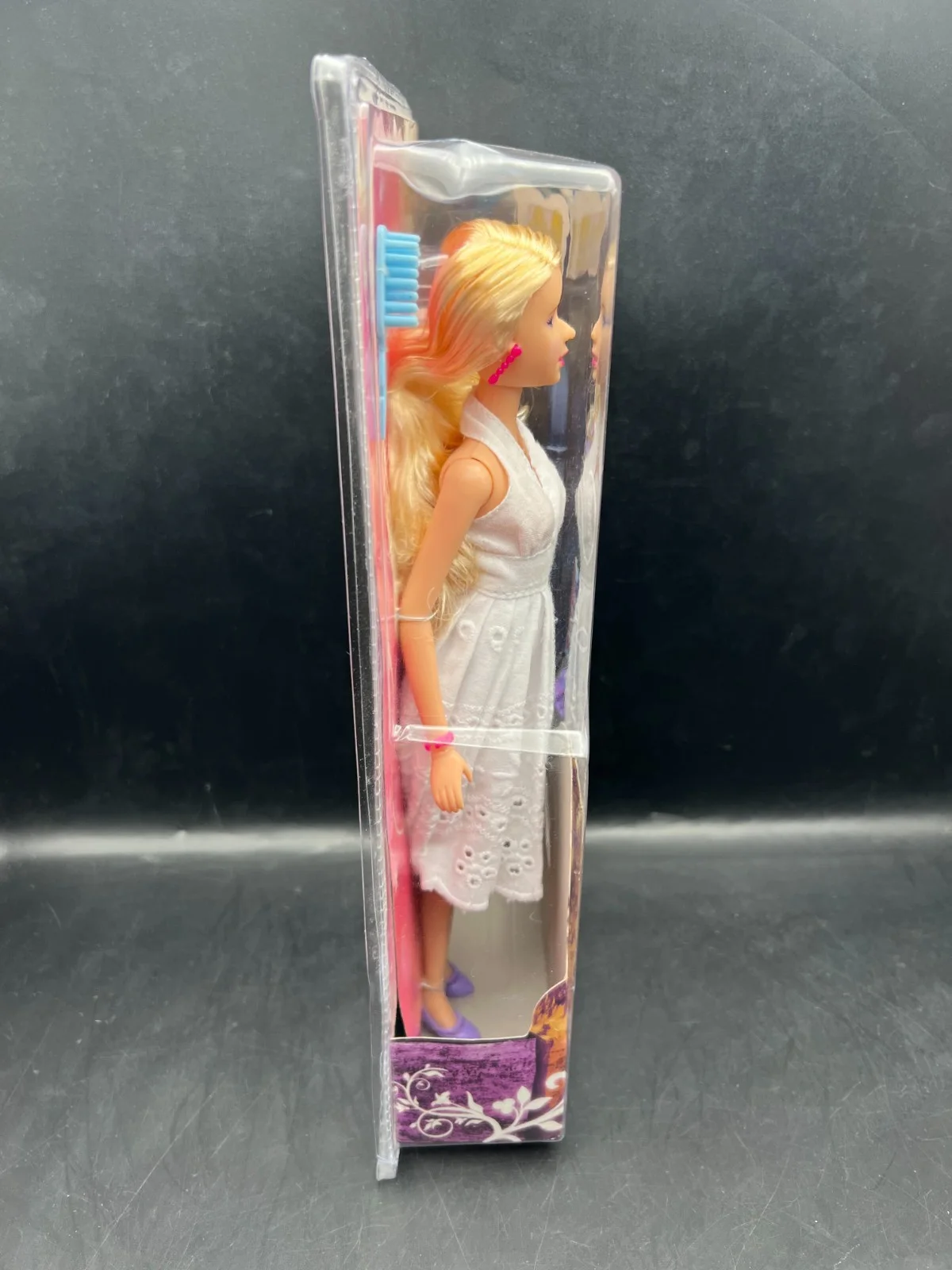 Taylor Swift Signed 2008 JAKKS Pacific Debut Era Sundress Medley Doll NEW SEALED, изображение 4