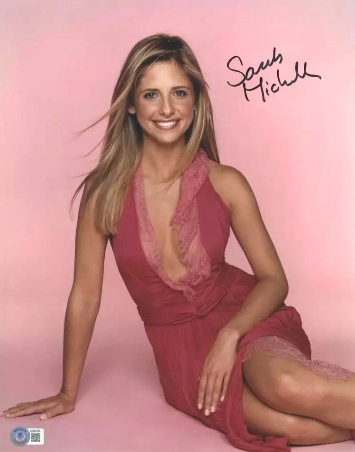Sarah Michelle Gellar — Sarah Michelle Gellar Auto Signed 11 x 14 & Buffy the Vampire Slayer Comic # 1