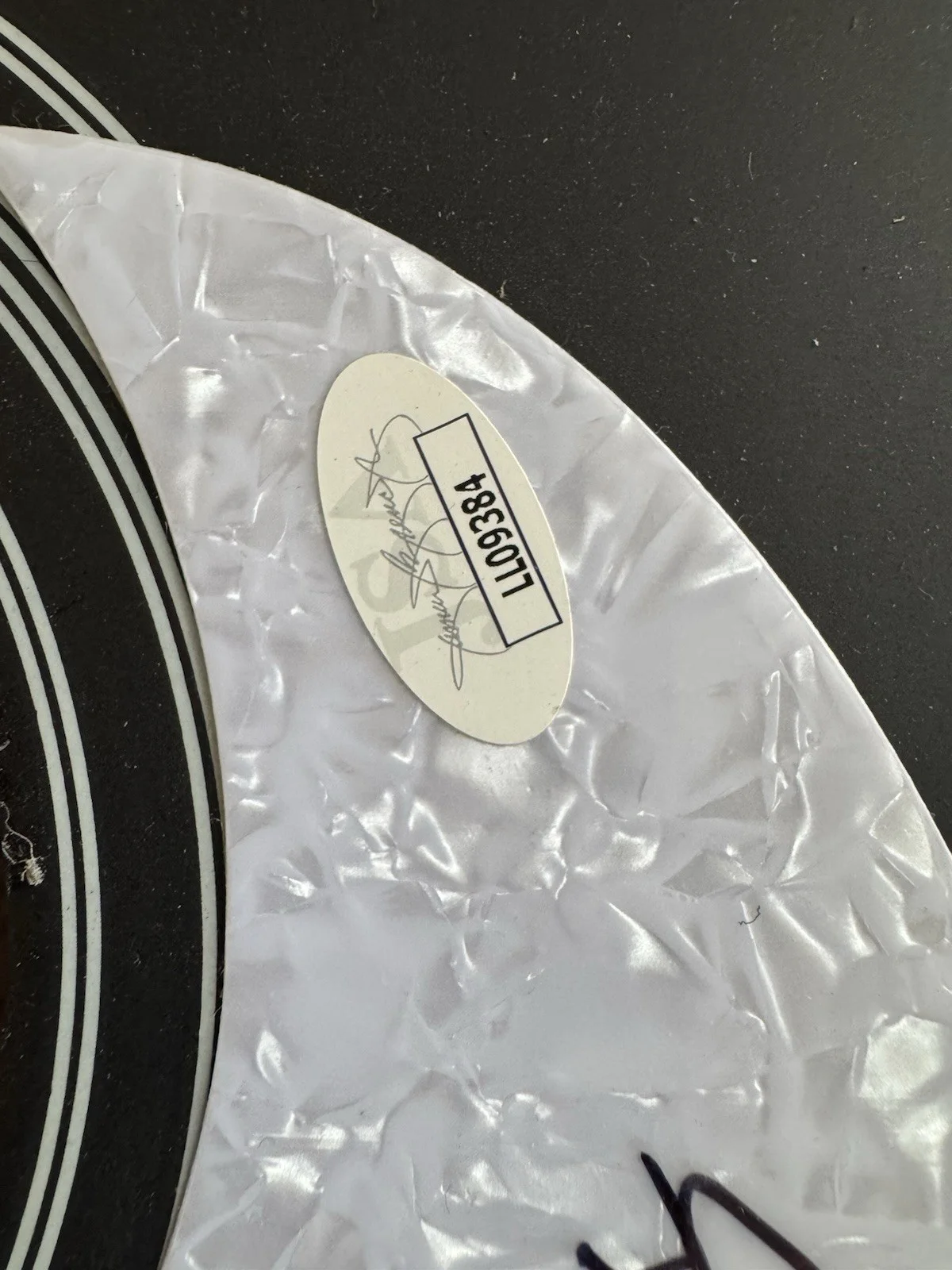 Cheech Marin, Tommy Chong — Cheech Marin and Tommy Chong Signed Autograph Black Custom Guitar JSA COA, image 3