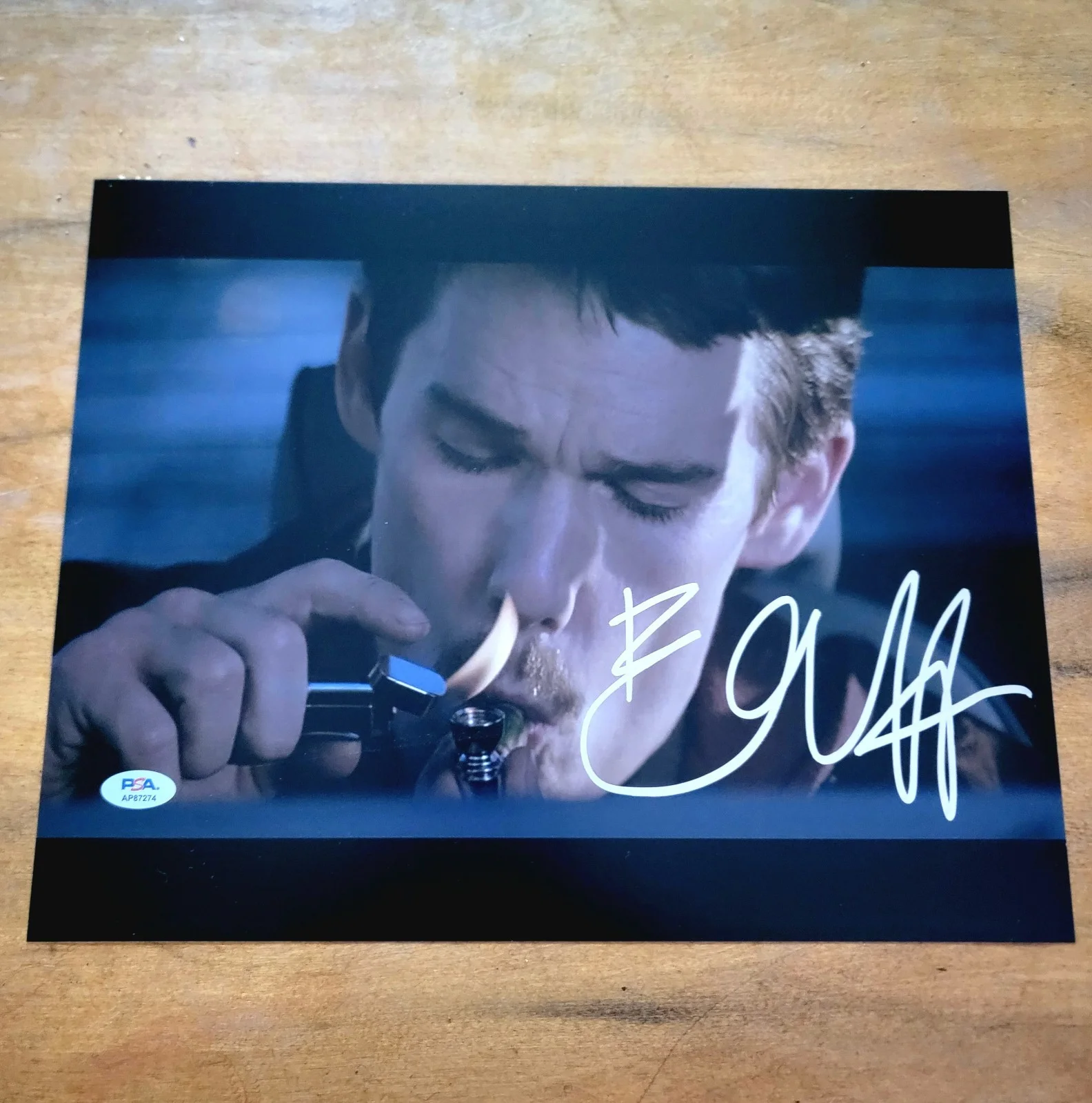 Ethan Hawke — Ethan Hawke signed 11x14 photo autograph PSA DNA COA Training Day AP87274